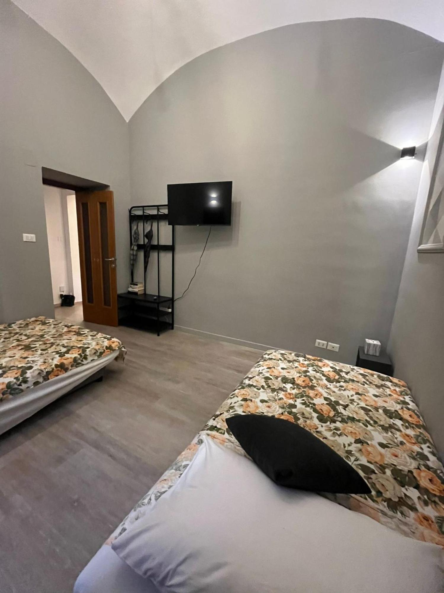 Roma Central Apartment San Giovanni Esterno foto