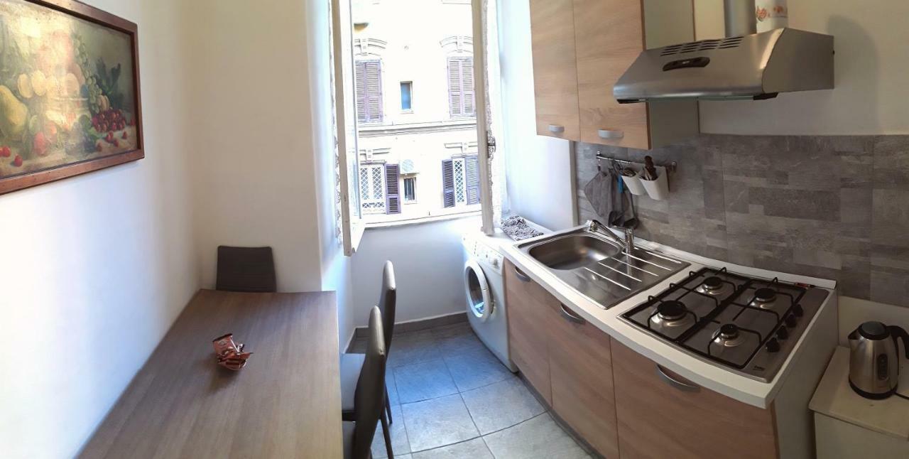 Roma Central Apartment San Giovanni Esterno foto